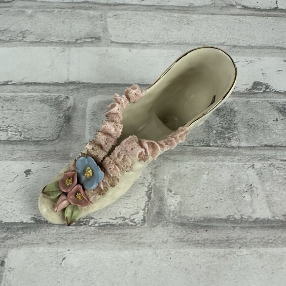 Heirlooms Of Tomorrow White Porcelain Shoe Pink Ruffles and Pink Rose - Picture 2 of 5